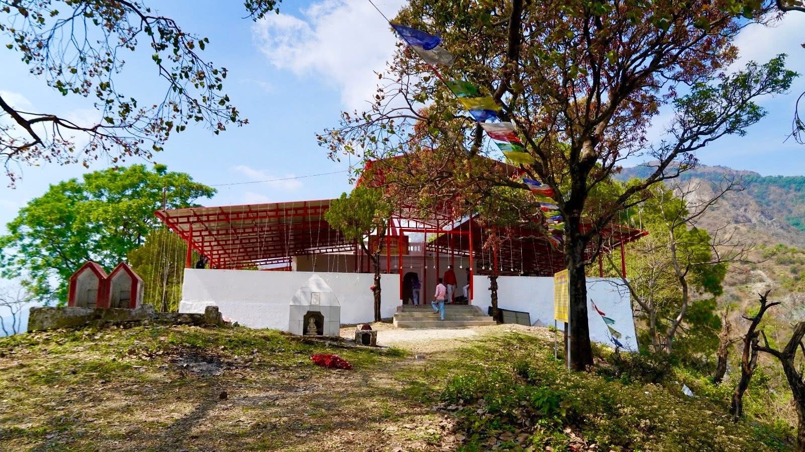 राजपुर की वादियों में गूंजेगा माँ अंबिका का जयकारा, सिद्धपीठ में नवरात्रि पर भव्य जागरण व भंडारे का आयोजन