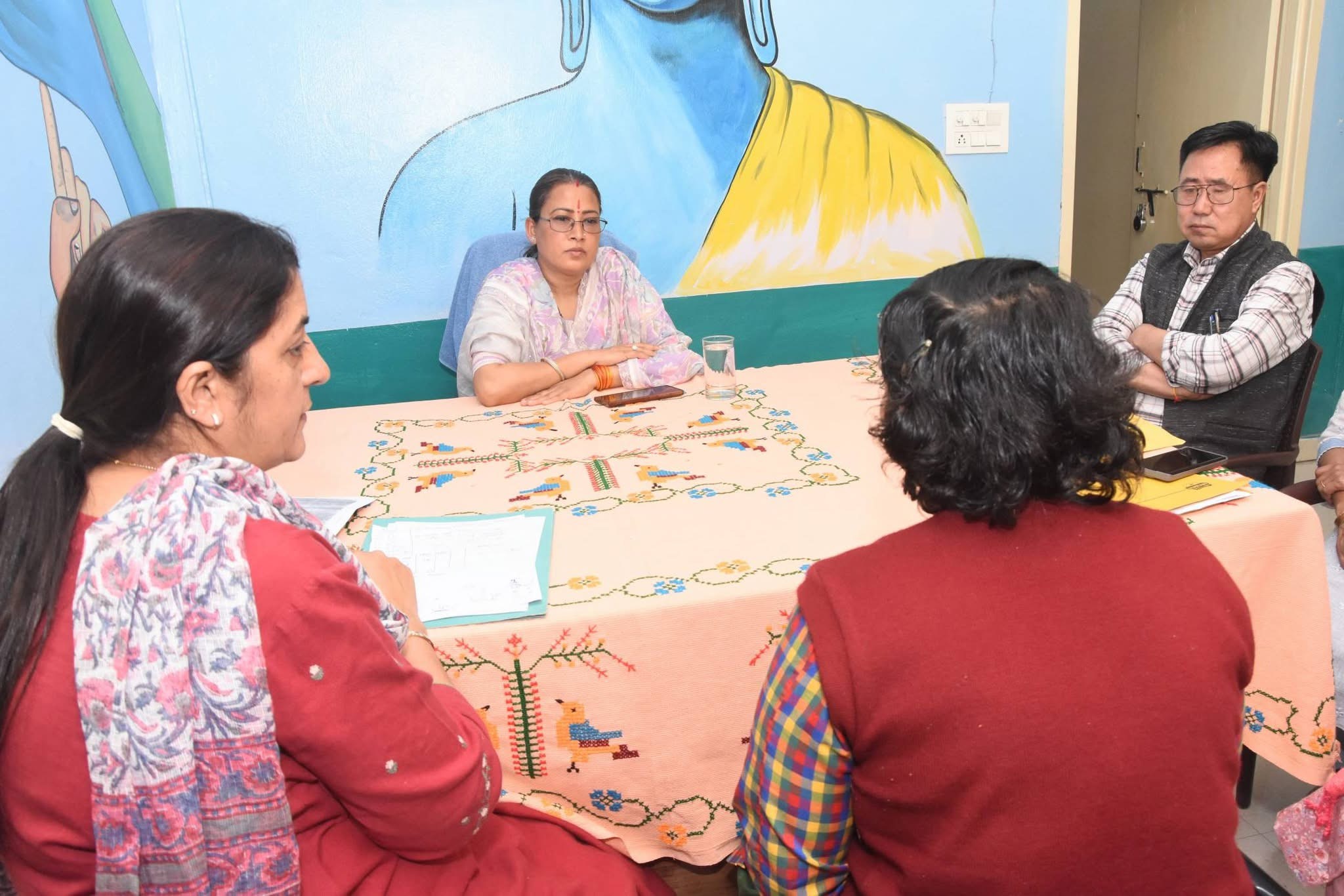 नारी निकेतन प्रकरण: मंत्री रेखा आर्या ने की जांच, लापरवाही पर सख्त कार्रवाई के निर्देश