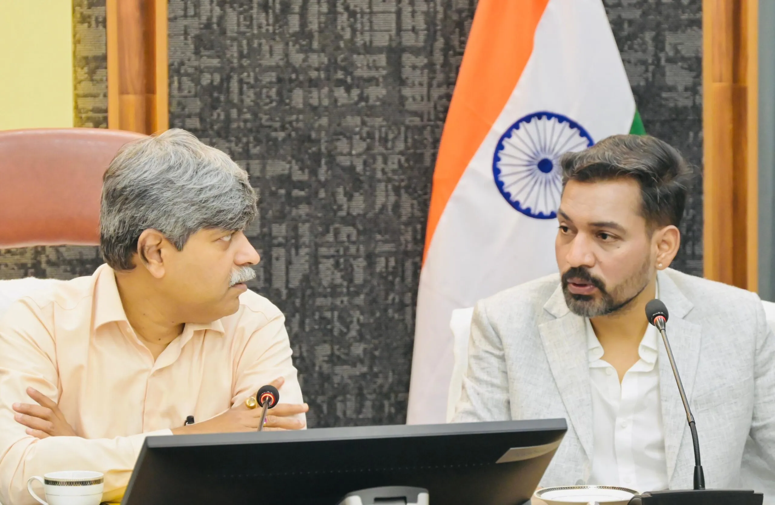 मानसून पूर्व तैयारियों की बड़ी समीक्षा, संवेदनशील स्थलों पर अग्रिम इंतजाम सुनिश्चित करने के प्रमुख सचिव ने दिए निर्देश