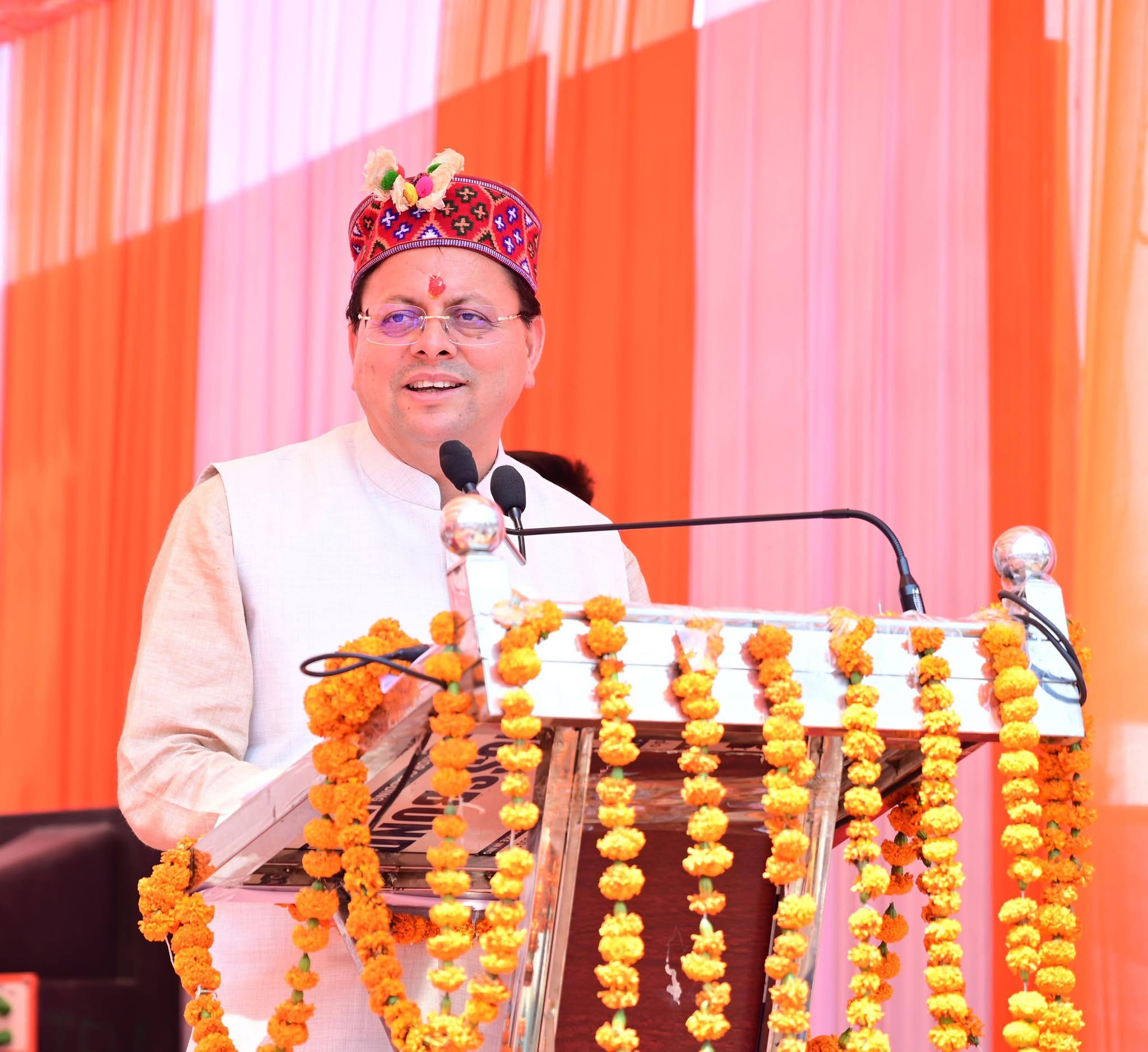 स्वतंत्रता संग्राम सेनानी श्री केदार सिंह स्टेडियम, नागथात, देहरादून में आयोजित जौनसार बावर लोक सांस्कृतिक महोत्सव एवं क्रीड़ा समारोह-2026