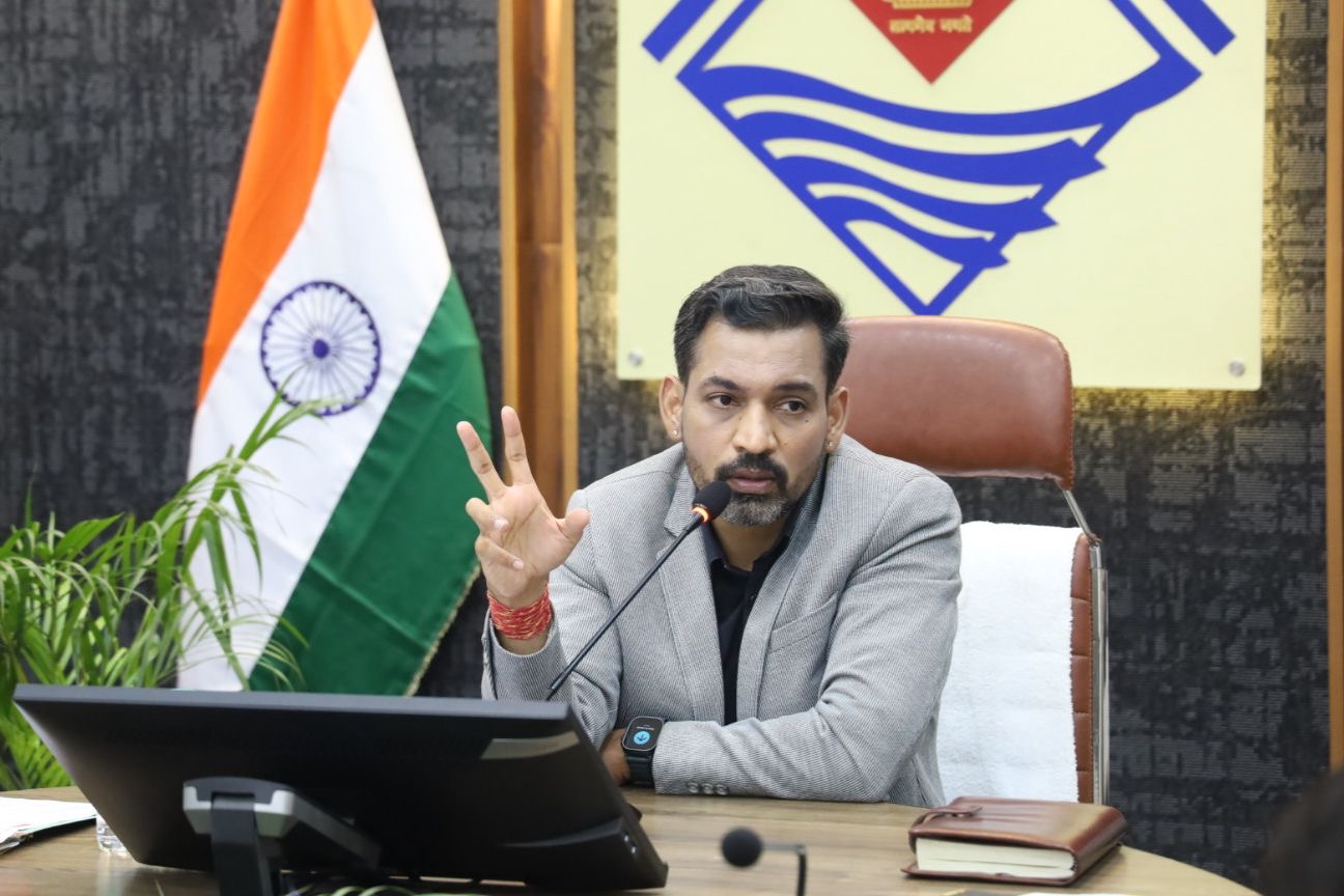 आगामी मानसून एवं आपदा प्रबंधन तैयारियों की समीक्षा; डीएम ने विभागों से 7 दिवस भीतर मांगा माइक्रो प्लान