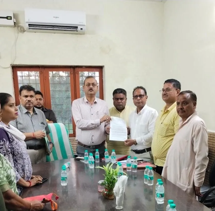 शीशमबाड़ा प्लांट की समस्याओं पर नगर आयुक्त सख्त, कूड़ा निस्तारण और प्लांट शिफ्टिंग प्रक्रिया तेज करने के निर्देश