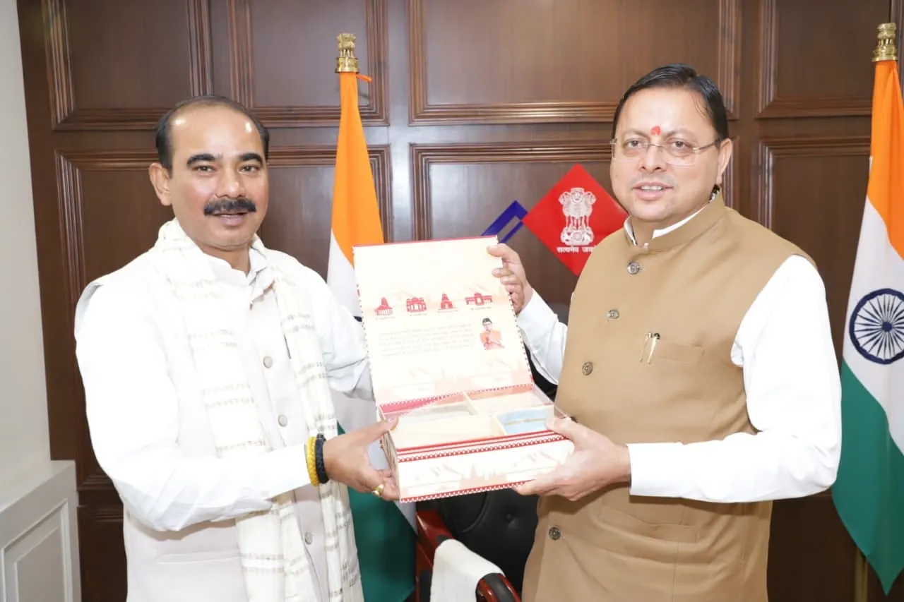 मुख्यमंत्री धामी ने केंद्रीय राज्य मंत्री अजय टम्टा से की मुलाकात, सड़क परियोजनाओं पर हुई चर्चा