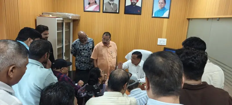 डिजिटल मीडिया की विज्ञापन दरों में बढ़ोतरी की मांग, सूचना महानिदेशक से मिला पत्रकार यूनियन का प्रतिनिधिमंडल