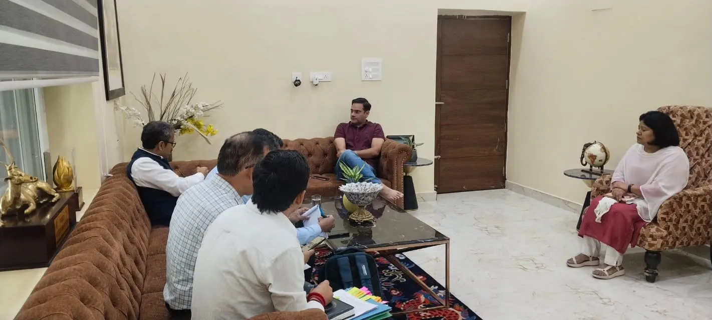 युवाओं के कौशल विकास को लेकर सौरभ बहुगुणा ने की अहम बैठक