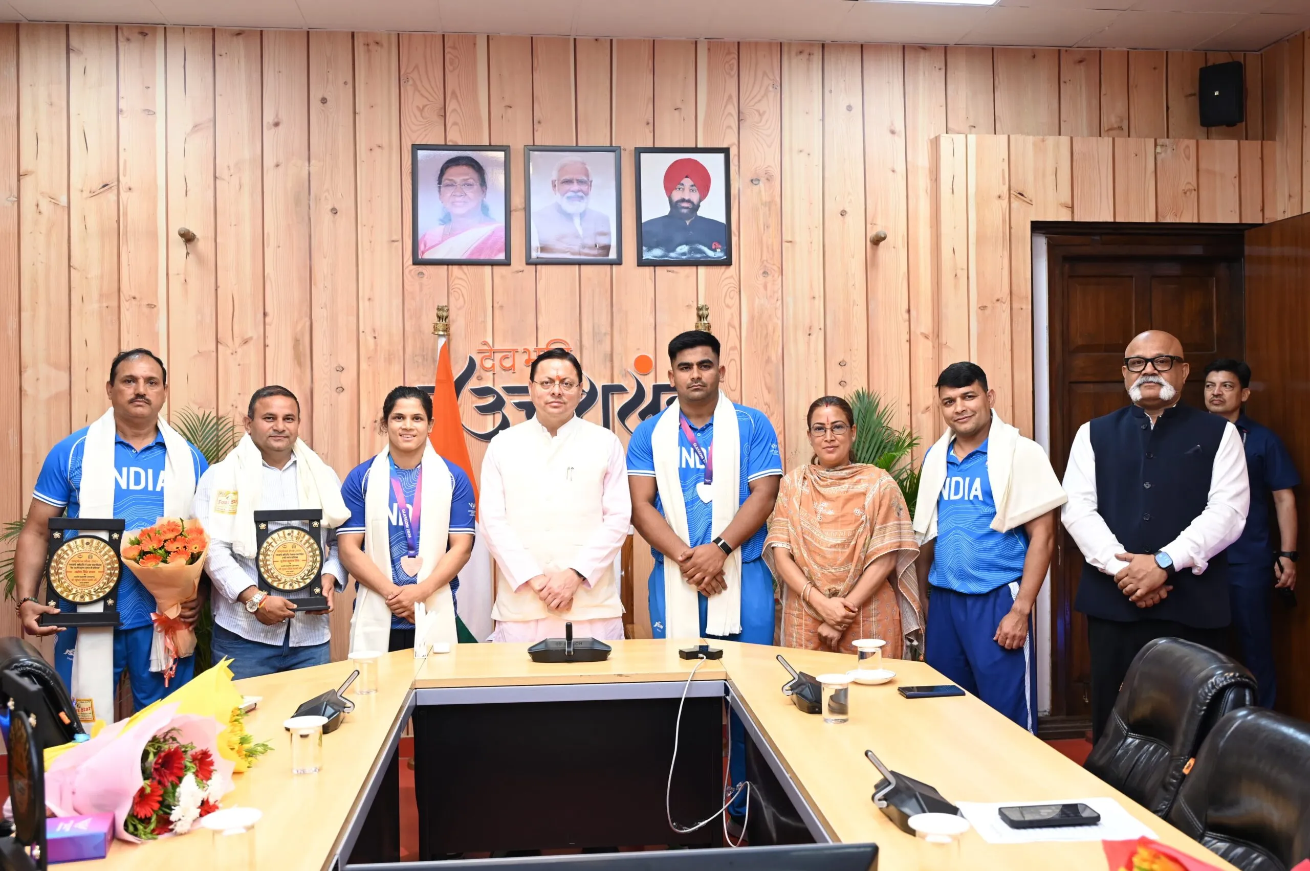 कॉमनवेल्थ गेम्स 2026 के पदक विजेताओं का CM धामी ने किया सम्मान, बोले- खिलाड़ियों ने बढ़ाया उत्तराखंड का गौरव