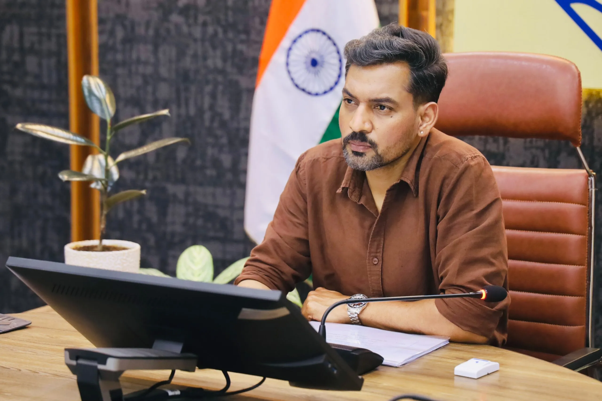 जर्जर भवनों को लेकर डीएम सख्त, तकनीकी जांच के बाद ही घोषित होंगे गिरासू