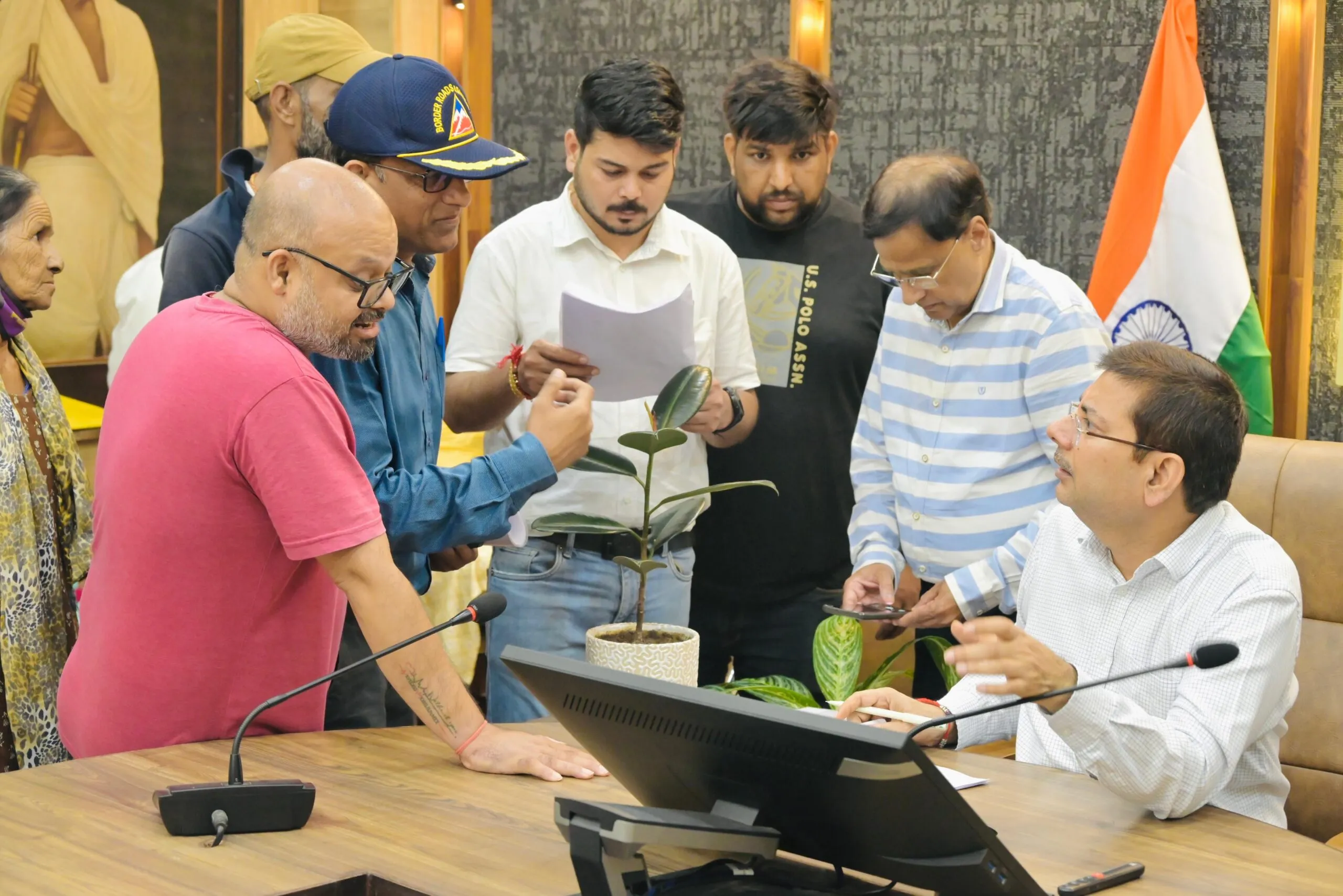 समाधान दिवस में 102 शिकायतें दर्ज, निवेश और नौकरी के नाम पर ठगी के मामले भी पहुंचे