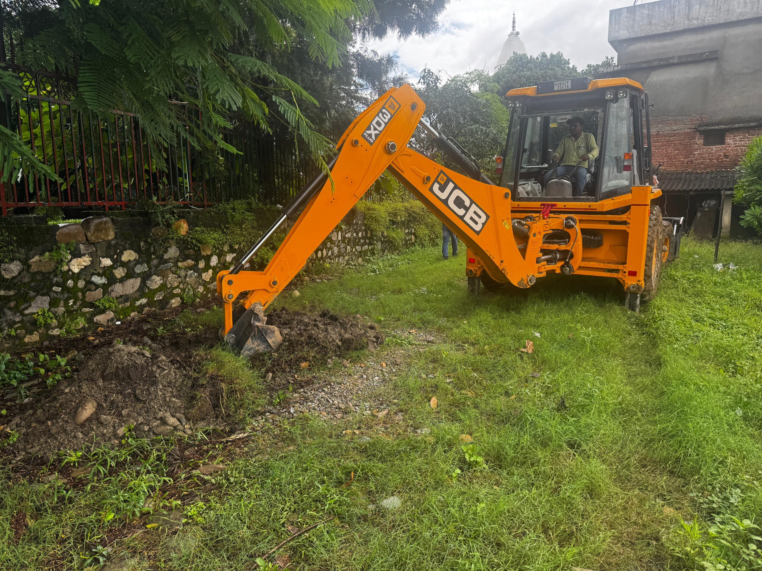 एमडीडीए क्षेत्र में बिना स्वीकृति के हो रहे किसी भी निर्माण या प्लॉटिंग को बर्दाश्त नहीं किया जाएगा -बंशीधर तिवारी