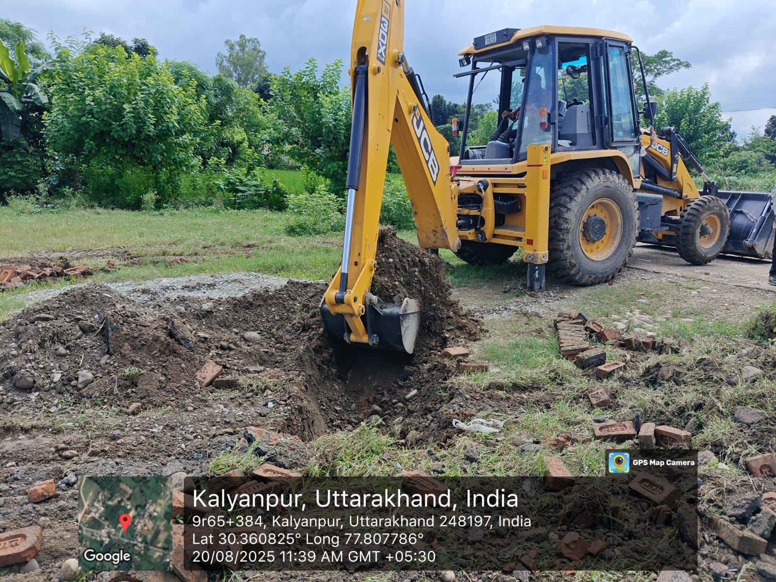 एमडीडीए की बड़ी कार्रवाई, 10 बीघा भूमि की अवैध प्लाॅटिंग पर चला बुलडोज़र